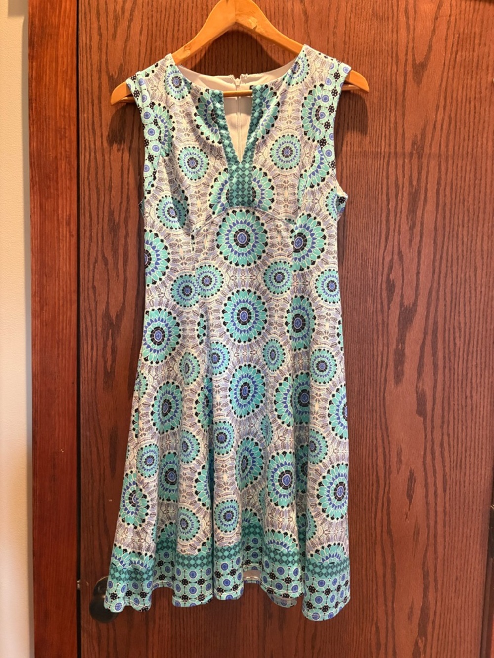 Maggy London Sleeveless Fit-and-Flare Midi Dress